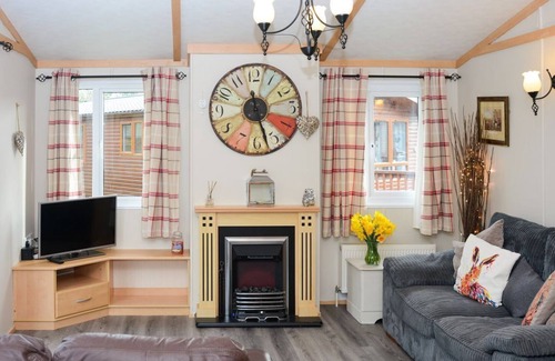 Malton Cabaña | 3 bedroom accommodation in Amotherby, near Malton
