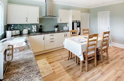 Asenby Cabaña | Alojamiento de 3 habitaciones en Topcliffe, near Thirsk