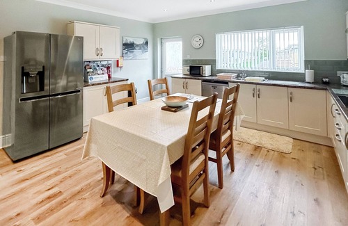 Asenby Cabaña | Alojamiento de 3 habitaciones en Topcliffe, near Thirsk