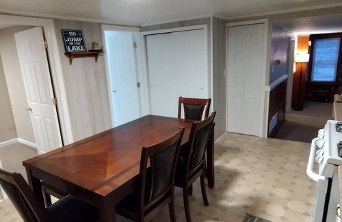 Gaylord Cabaña | Cabaña Iron Belle Trailside de 3 dormitorios