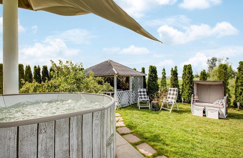 gmina Bedzino Casa | Acogedora casa en Podamirowo con WiFi