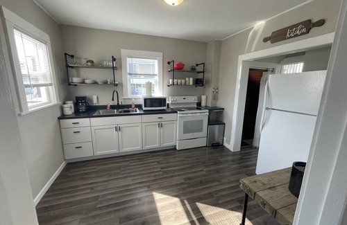 Lake City Casa | 3 Bedroom home (sleeps 8)