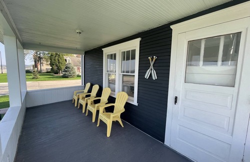 Lake City Casa | 3 Bedroom home (sleeps 8)