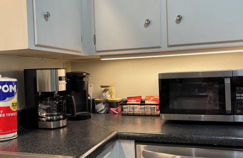 Isle of Hope Historic District Casa | 3-bedroom house in charming Savannah with AC