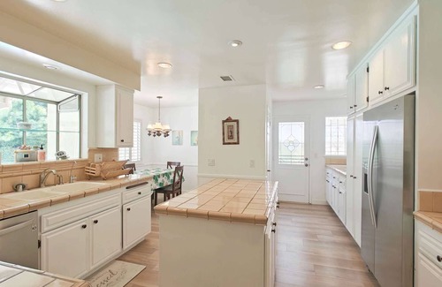 Arcadia Casa | 3-bedroom house in charming Arcadia with pool