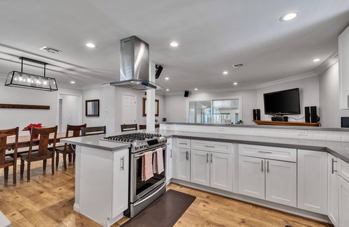 South Redlands Casa | 3-bedroom house in lovely Redlands with AC, WiFi. Enjoyable getaway awaits