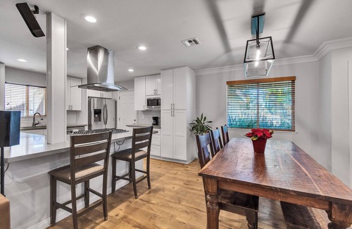 South Redlands Casa | 3-bedroom house in lovely Redlands with AC, WiFi. Enjoyable getaway awaits