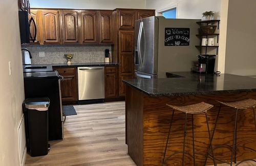 Independence Casa | 3-bedroom house in peaceful Independence. Enjoy your stay