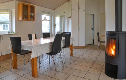 Houstrup Casa | 3 Bedroom Nice Home In Nørre Nebel