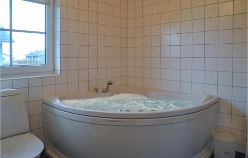 Houstrup Casa | 3 Bedroom Nice Home In Nørre Nebel