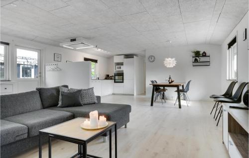 Kramnitse Casa | 3 Bedroom Nice Home In Rødby