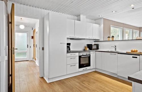 Hojslev Casa | Preciosa casa en Højslev con cocina