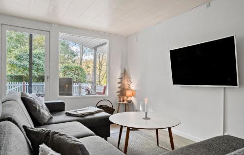 Arrild Ferieby Casa | 3 Bedroom Pet Friendly Home In Toftlund