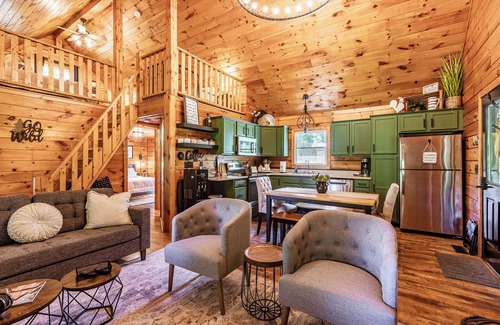 Fulton County Cabina | 3-bedroom remote cabin on lake with trails to hike. Peaceful getaway from it all