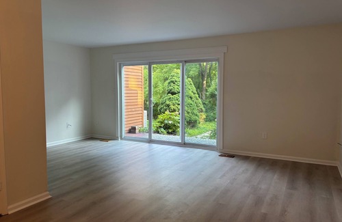 Collegeville Casa | 3-bedroom townhome in wonderful Collegeville with AC