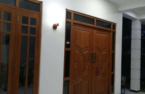 Seeduwa - Katunayake Villa | 3-bedroom villa within 12-minute drive to Bandaranike Airport.