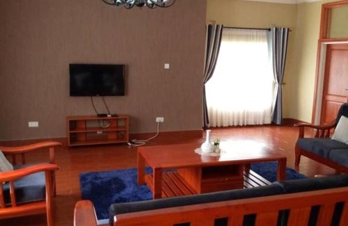 Lusaka Villa | 3 bedrooms exclusive house in Mass Media