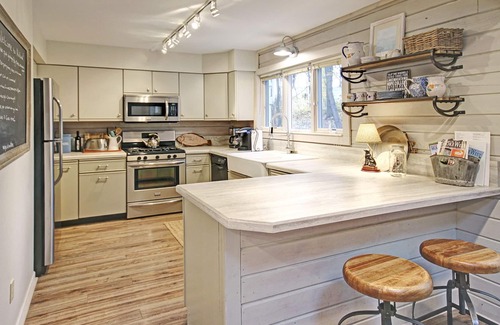 Holland Cabaña | Retiro familiar de lujo: a pie de playa, pozo de fuego, 4 bicicletas, parrilla, WiFi, sala de juegos