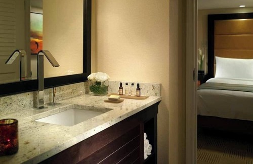 Florida Central Atlantic Coast Hotel | 3 Connecting Suites at a 4⭐️ Hotel