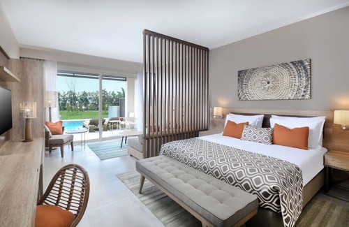 Soma Bay Hotel | 3-Room Group Retreat | Pools, Spa, Kids’ Club & Direct Beach Access