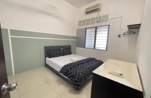 Teluk Intan Casa | 3 rooms Town Homestay 1 mins to Town