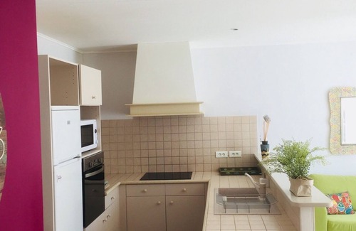 Sainte-Marie-de-Re Casa | Casa con patio al sur en La noue.