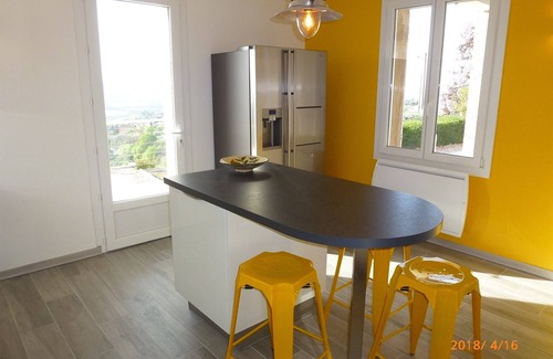 Volx Casa | Villa de lujo de 3 estrellas en Luberon Provence - piscina climatizada y vista panorámica