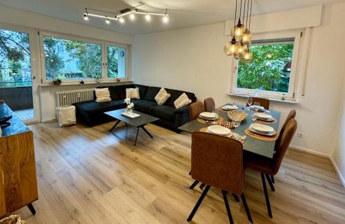 Sindelfingen Apartamento | 3 Zimmer Apartment, 82 qm, max 5 Pers, Balkon, Garage, Internet 300 mBit