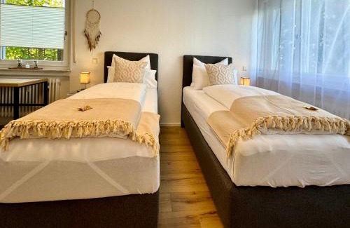 Sindelfingen Apartamento | 3 Zimmer Apartment, 82 qm, max 5 Pers, Balkon, Garage, Internet 300 mBit