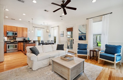 Grayton Cove Casa | 30A Beach House - Saltwater Cottage