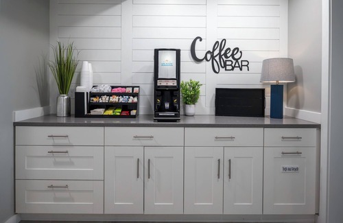 Delavan Lake Casa | 1505 South Shore Dr, 332, Delavan, WI