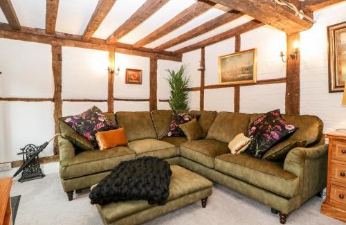 Downton Casa | 36 High Street