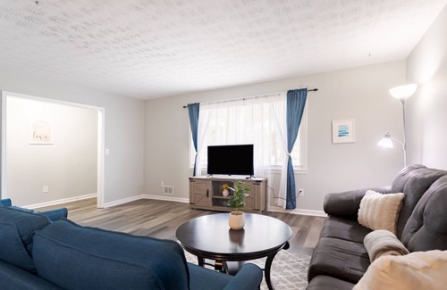 Ellenwood Casa | 3Bed/2.5Bath - Relax on Ridgetop