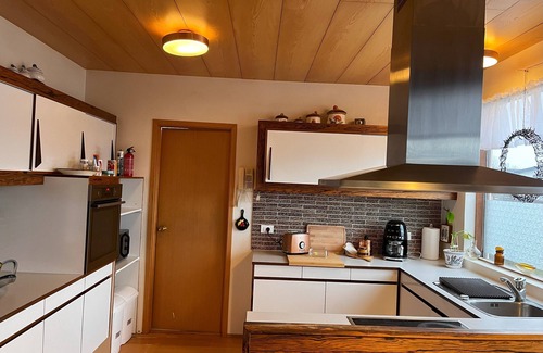 Keflavik Casa | 3BR Keflavík Home – Sleeps 6 – 8 Min to KEF Airport