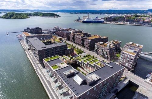 Gamle Oslo Apartamento | 3BR Sørengkaia Waterfront Apt w Balcony