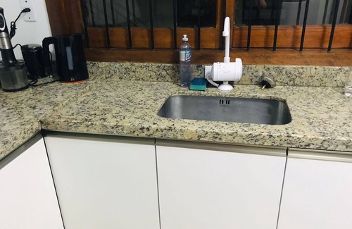 Itaara Casa | 3D house, party room, swimming pool and fireplace.