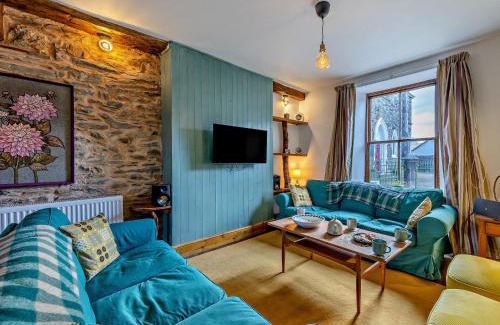 Bala Casa | 4 Bed in Bala 94665