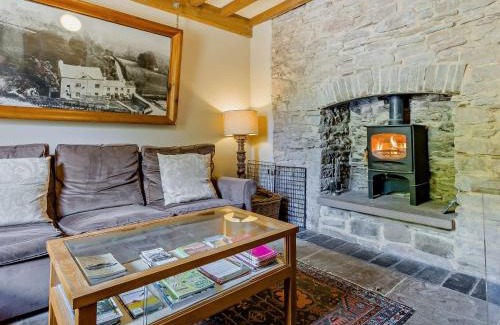 Westbrook Court Casa | 4 Bed in Hay-on-Wye Town BN116