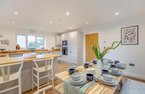 Westbrook Court Casa | 4 Bed in Llanigon oc-t33091