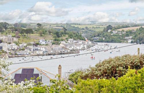 Polruan Casa | 4 Bed in Polruan 83574