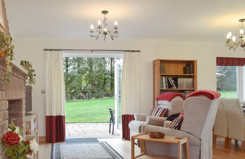 Glogue Cabaña | 4 bedroom accommodation in Hermon, near Crymych