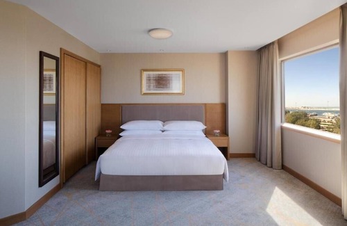 Deira Hotel | 4 Bedroom Apartment Near Gold Souk Metro BY E R