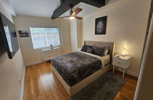 Redway Casa | 4-bedroom house in marvelous Redway with AC