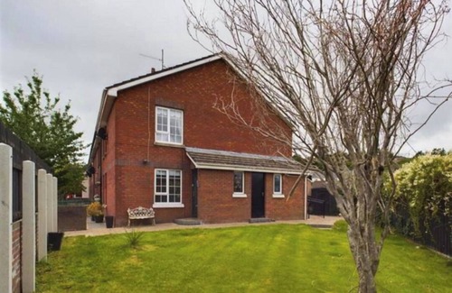 Newry Casa | 4 Bedroom House in Newry Central