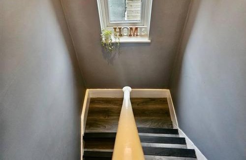 Gravesend Apartamento | 4 bedroom Hse close to Riverside