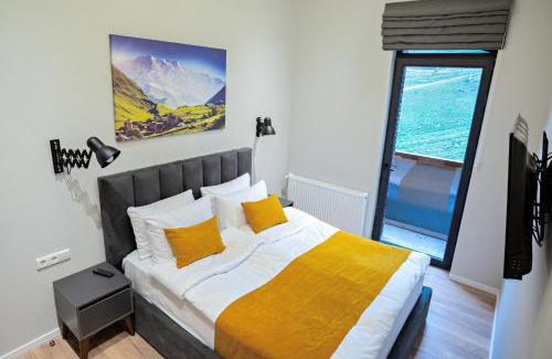 Kazbegi Apartamento | 4-Bedroom Luxury Apartment in New Gudauri