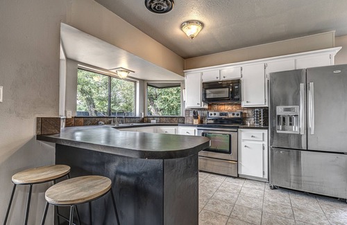 Ardmore Casa | 4 Bedroom Near Shopping&Eats