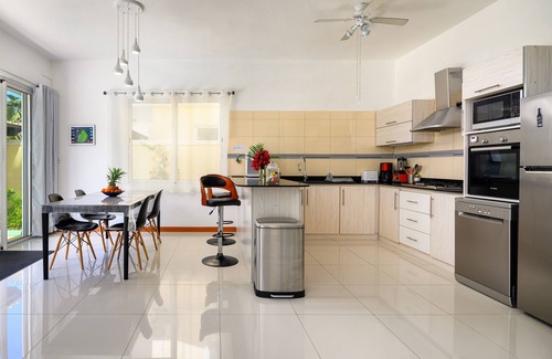 Cap Malheureux Villa | 4 bedroom villa with swimming pool 300 m from the sea and 10 mn from grand baie