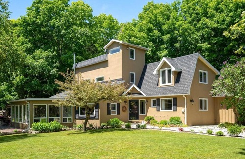 Mulmur Cabaña | 4 bedroom with sauna in Mulmur