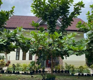 Albuquerque Chalet De Esquí | 4 Bedrooms Guesthouse with Pool and Mangrove Park